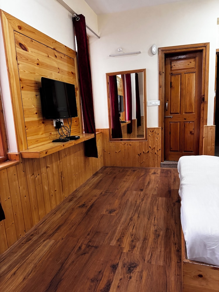 Namgials by Sky Group — Manali — photo 4