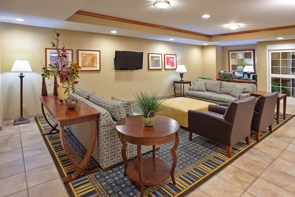 Candlewood Suites Elgin by IHG - photo 17