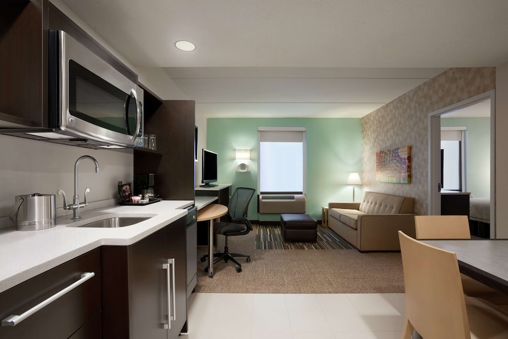 Home2 Suites by Hilton Philadelphia Convention Center PA - photo 14