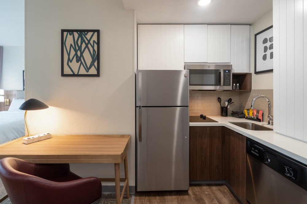 Staybridge Suites Flowood Nw Jackson by IHG - photo 8