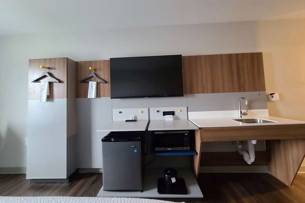 Microtel Inn & Suites by Wyndham Milford - photo 15