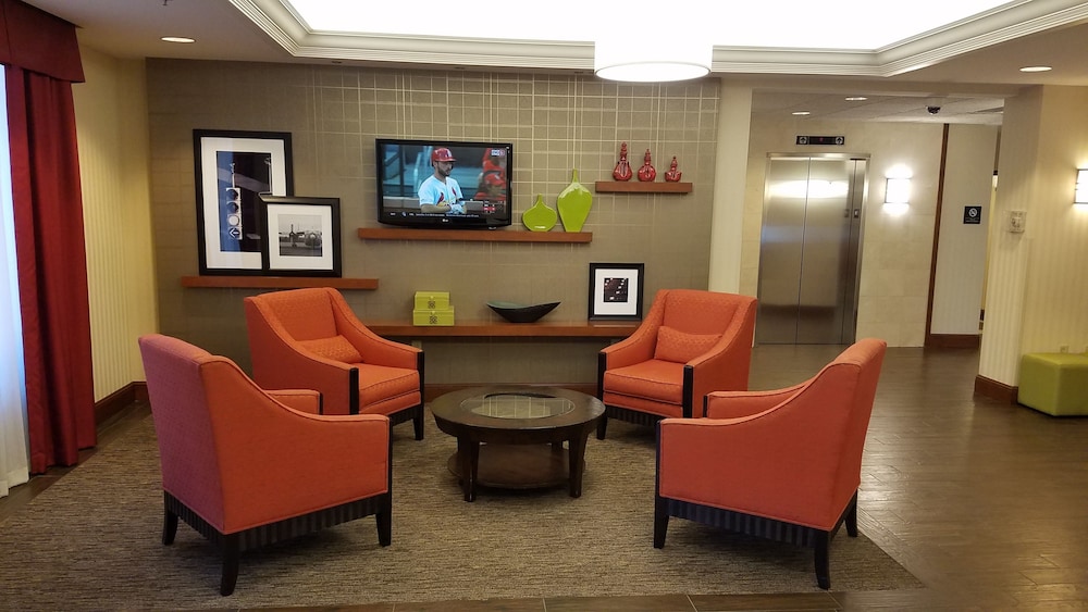 Wingate by Wyndham St. Louis Airport - photo 5