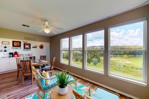 On the Green — 4-Star Luxury Hotel in Branson, United States