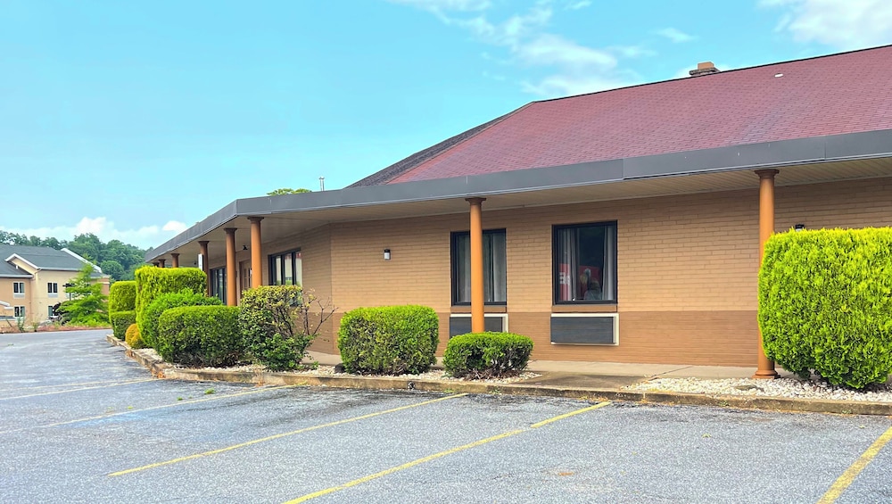 Magnuson Grand Harrisburg in New Cumberland, United States