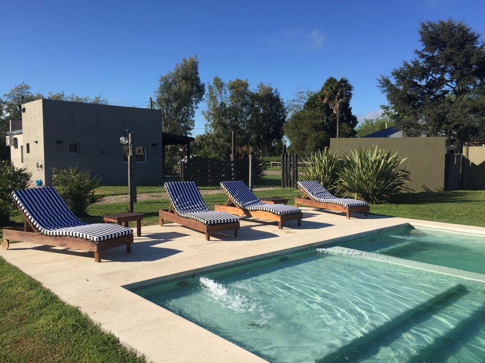 Las Piedras Casa de Campo — 4-Star Luxury Hotel in General Belgrano, Argentina