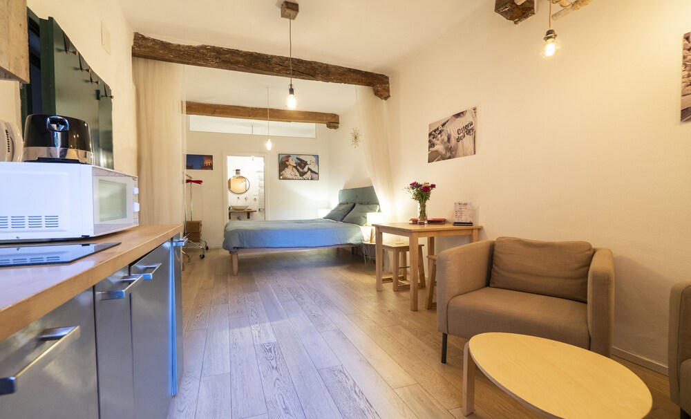 Lovely Studio D'azeglio — 4-Star Luxury Hotel in Bologna, Italy