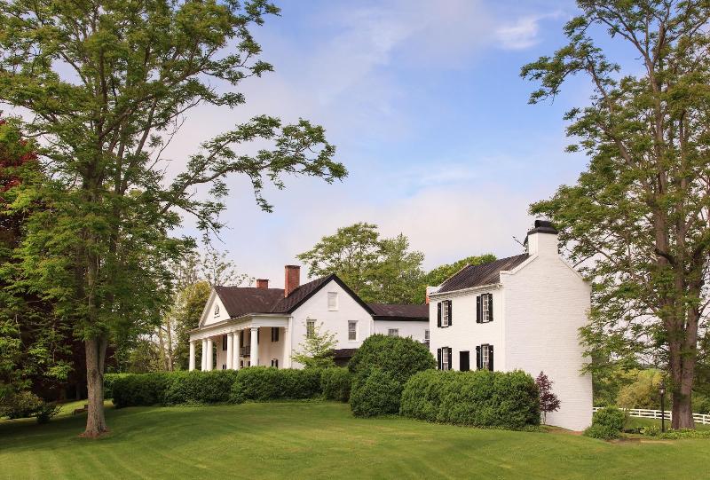 Inn and Tavern at Meander — hotel in Brightwood