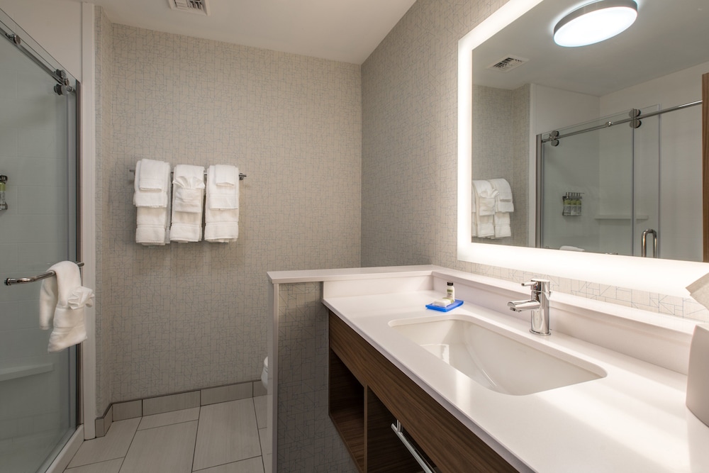 Holiday Inn Express & Suites Greenville S Piedmont by IHG - photo 24