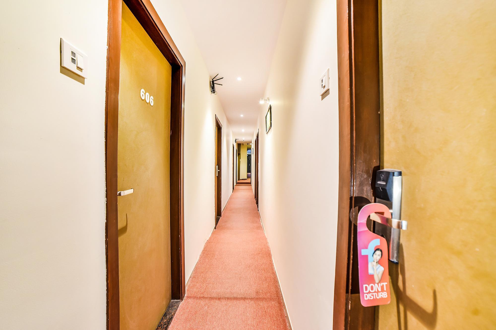 Ascot International By FabHotel