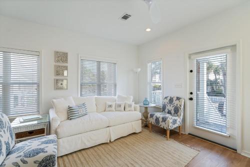 116 Gulfside Way in Destin, United States