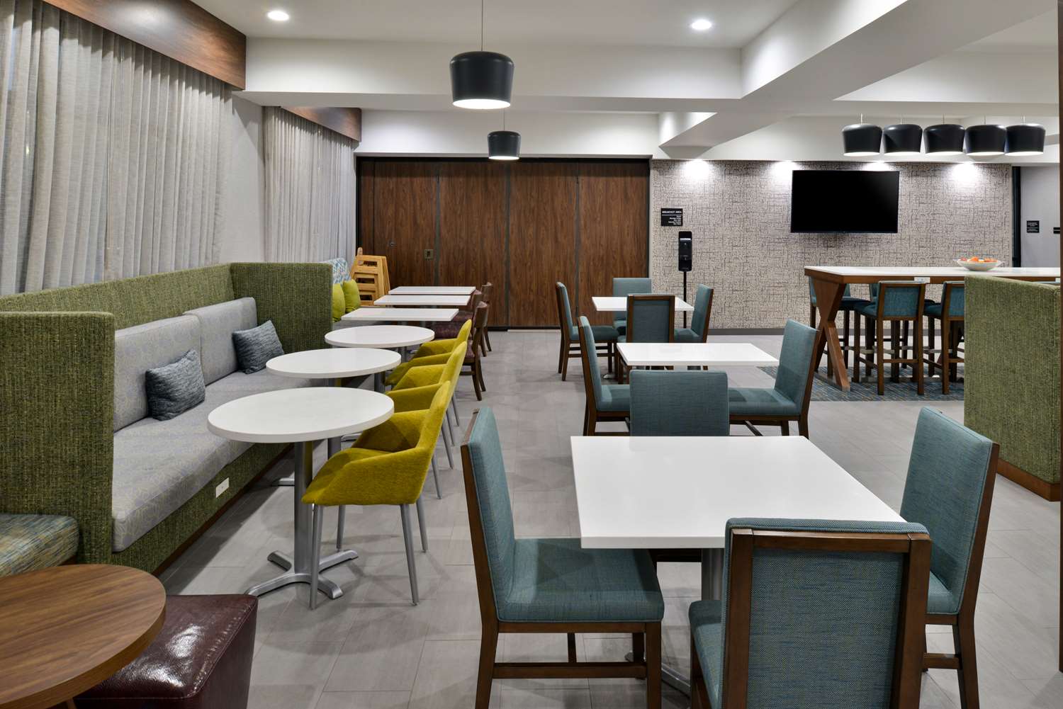 Hampton Inn Laplace - photo 25