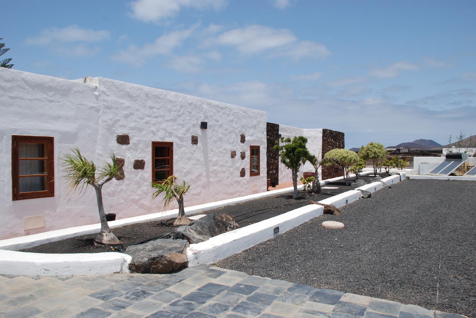 Vistas Salinas — 4-Star Luxury Hotel in Yaiza, Spain