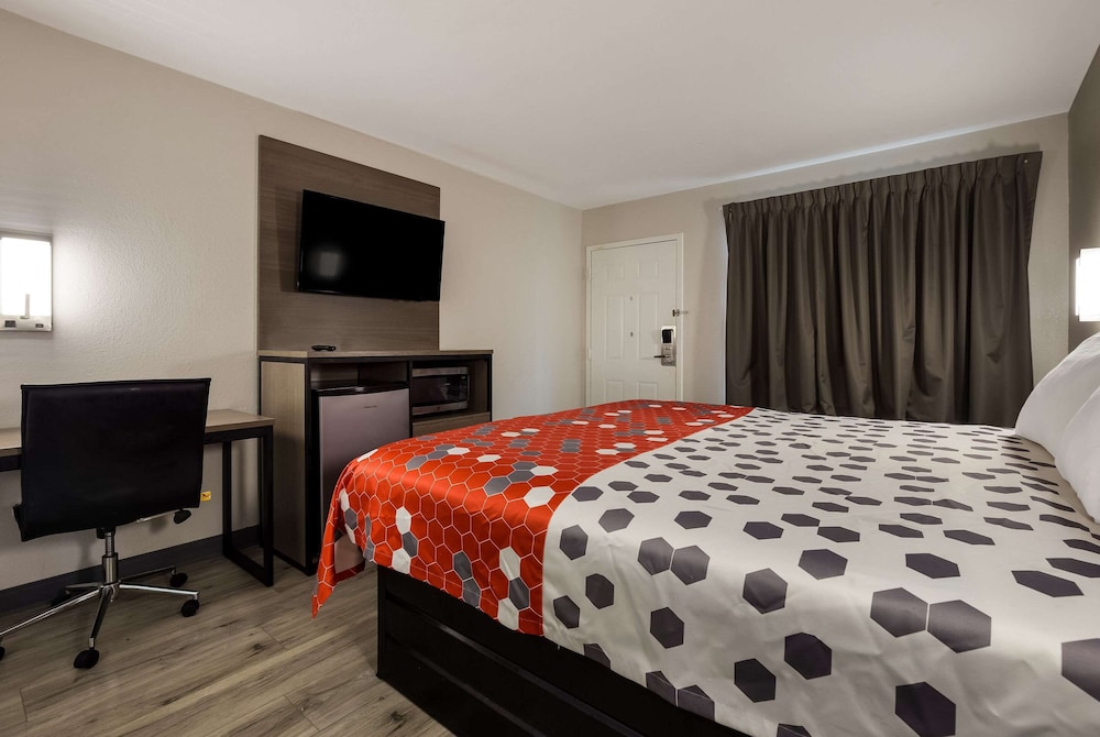 Econo Lodge Mobile Airport Blvd. - photo 19