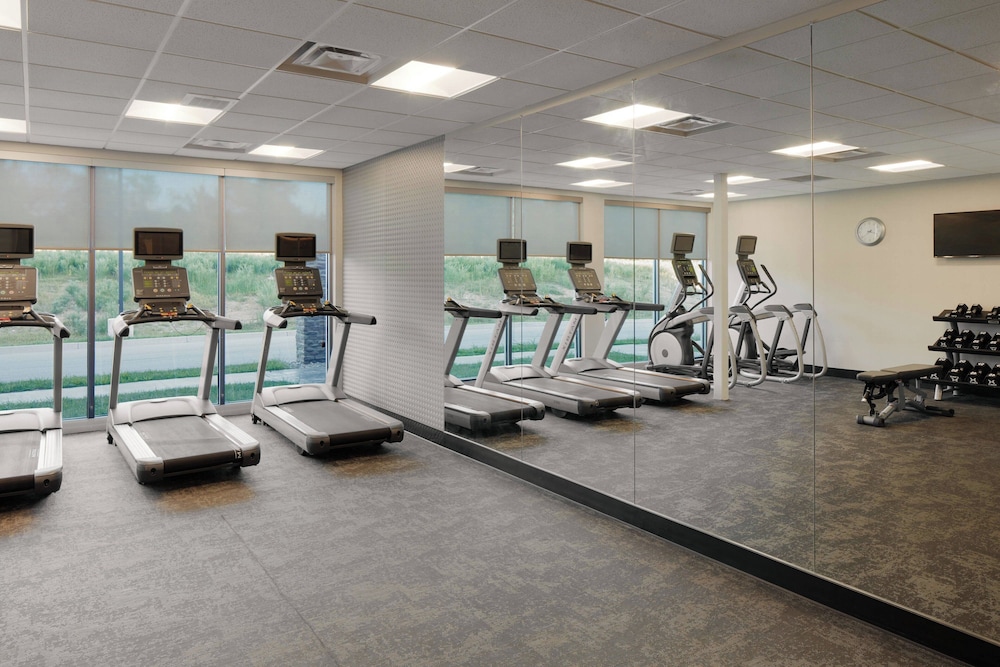 Fairfield Inn & Suites by Marriott Louisville New Albany IN - photo 16