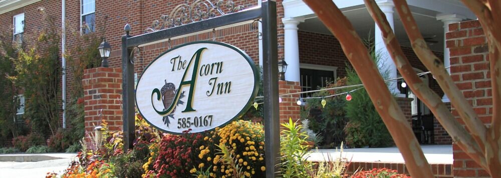 Acorn Inn - carbon neutral hotel in Elon