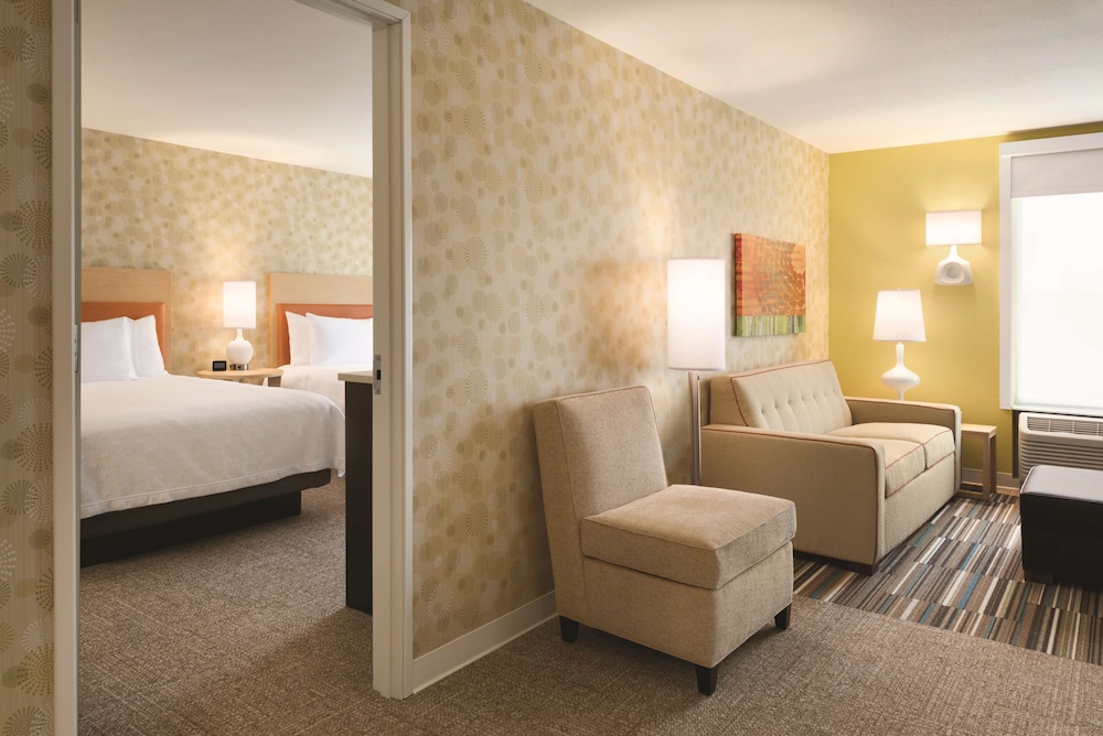 Home2 Suites Iowa City Coralville - photo 17