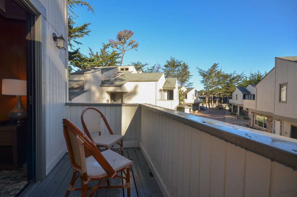 Best Western The Inn & Suites Pacific Grove - photo 15