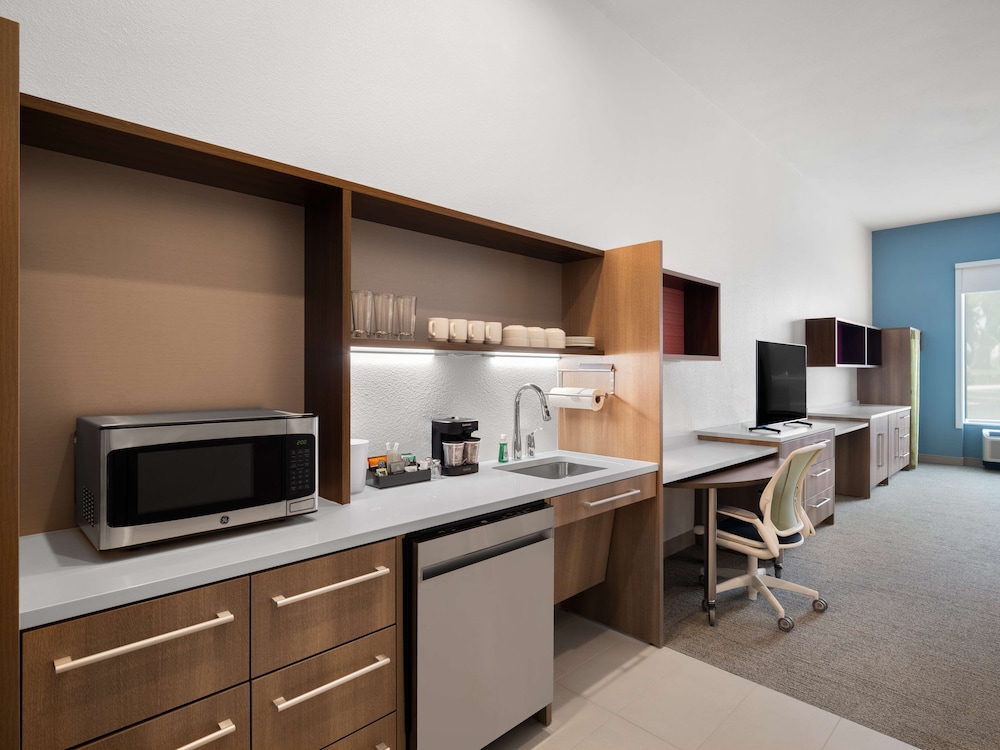 Home2 Suites by Hilton Round Rock Medical Center - photo 11