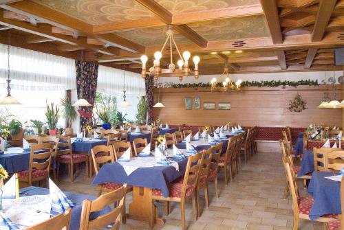 Hotel Am See — Roding
