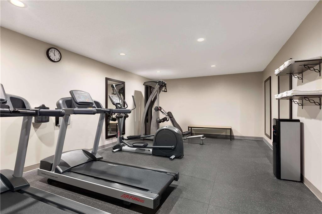 Country Inn and Suites by Radisson Dahlgren King George VA - photo 16