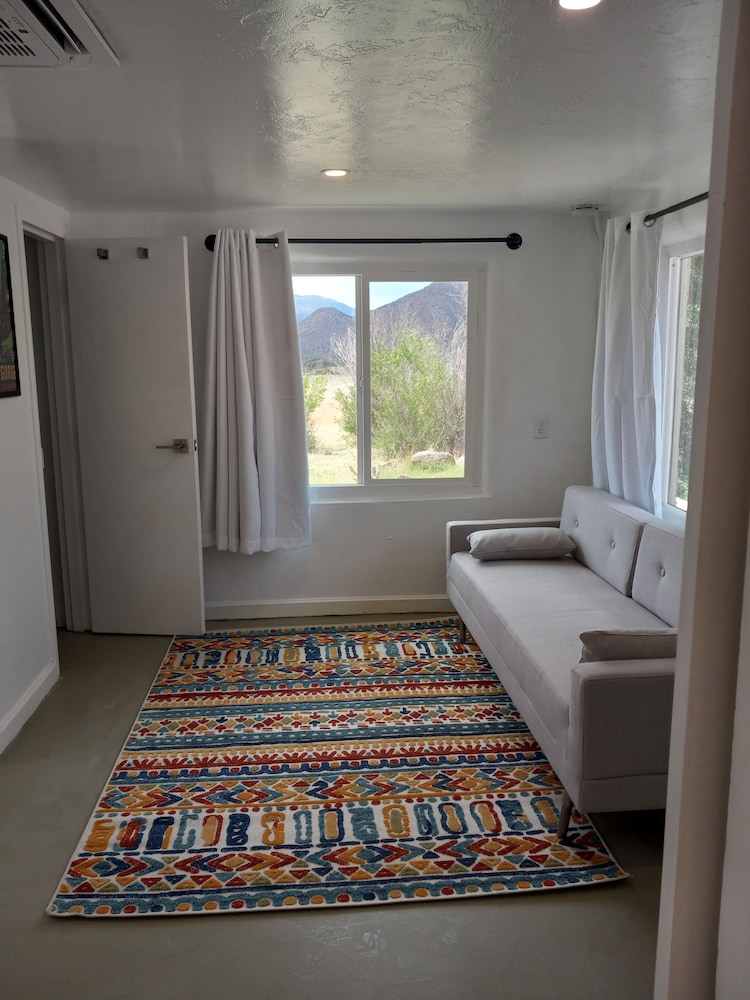 Little Canyon Inn - photo 9