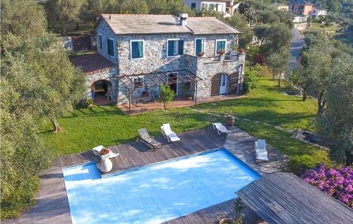 Pet Friendly Home In Cogorno With Wifi — 4-Star Luxury Hotel in Cogorno, Italy