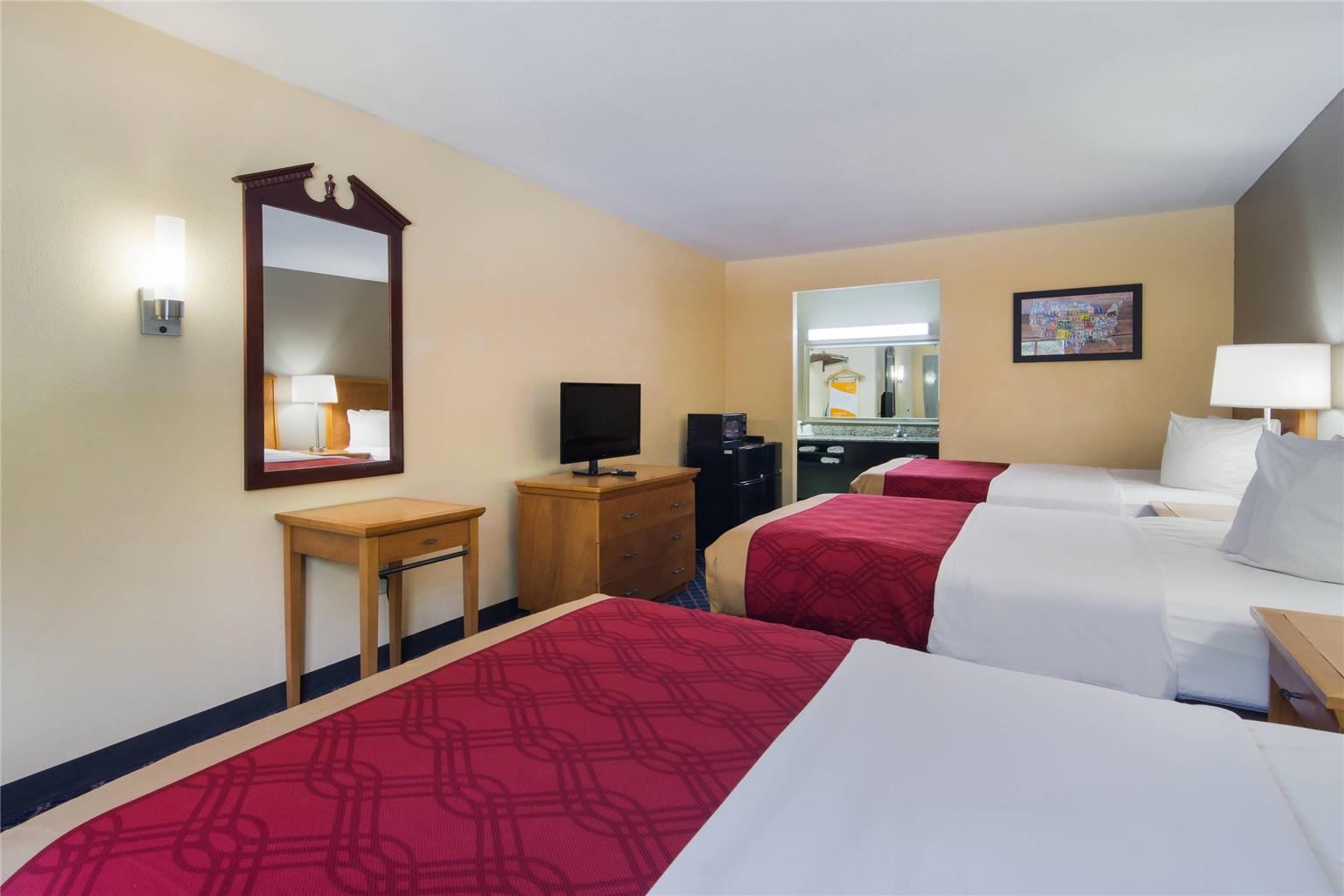 Econo Lodge Battleboro Rocky Mount I 95 - photo 16