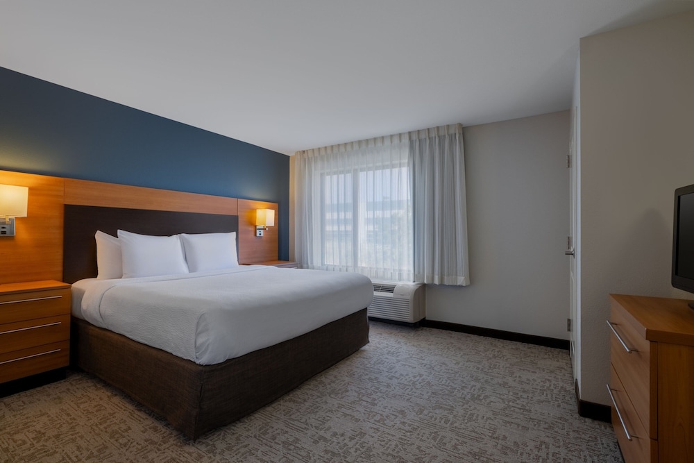 TownePlace Suites Albuquerque North - photo 11