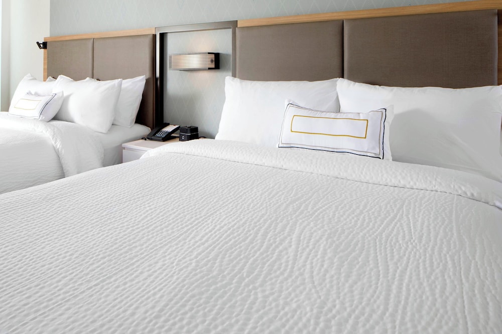 SpringHill Suites by Marriott Columbus Easton Area - photo 9
