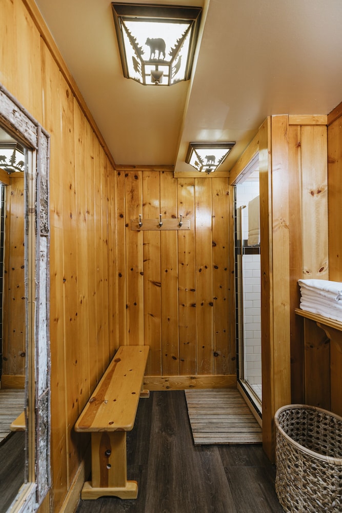 Tamarack Lodge and Resort - photo 25