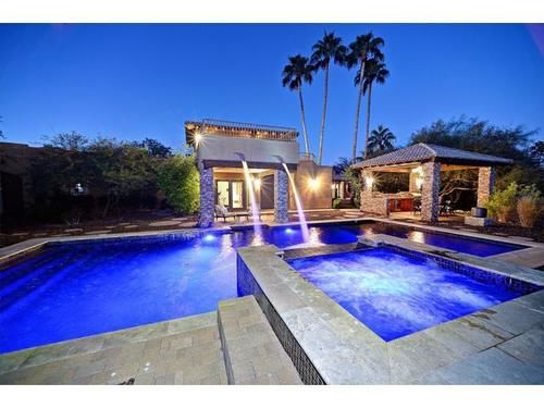 Paradise Valley Homes — 4-Star Luxury Hotel in Paradise Valley, United States
