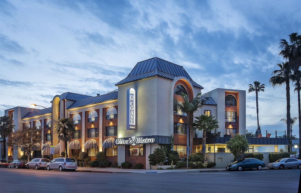 Coast Anabelle Hotel - carbon neutral hotel in Burbank