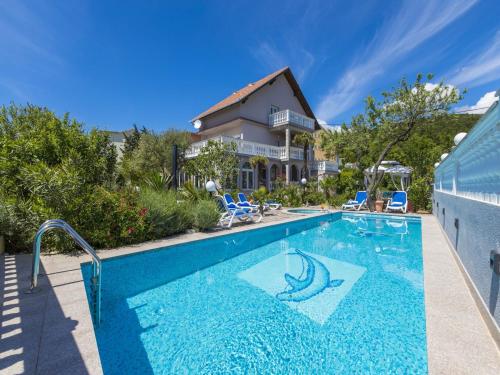 Villa Sumertime — 4-Star Luxury Hotel in Crikvenica, Croatia