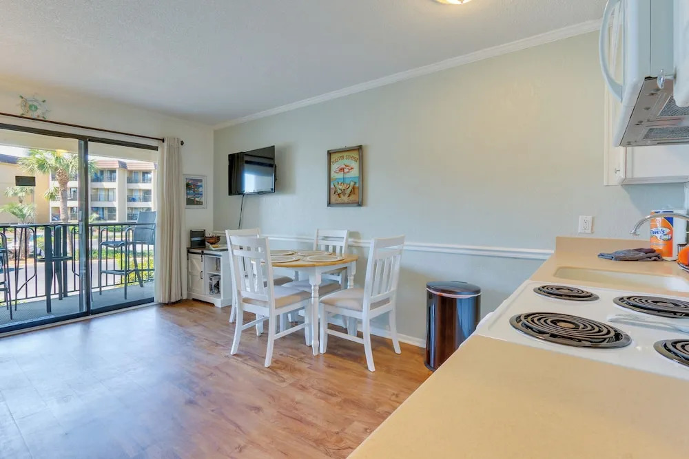 Hilton Head Island Resort Condo Steps to Beach - photo 4