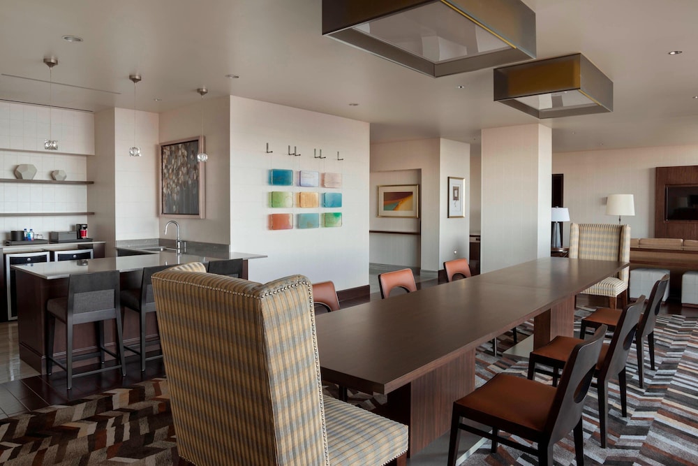 Buffalo Marriott At Lecom Harborcenter - photo 9