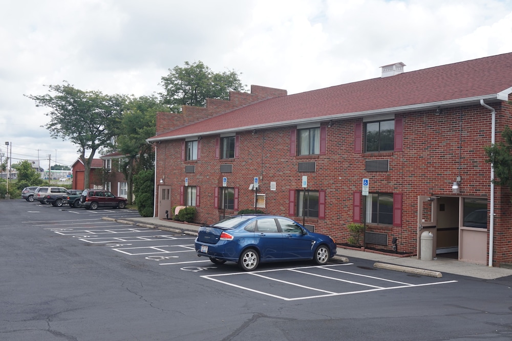 Bellevue Hotel & Suites - photo 80
