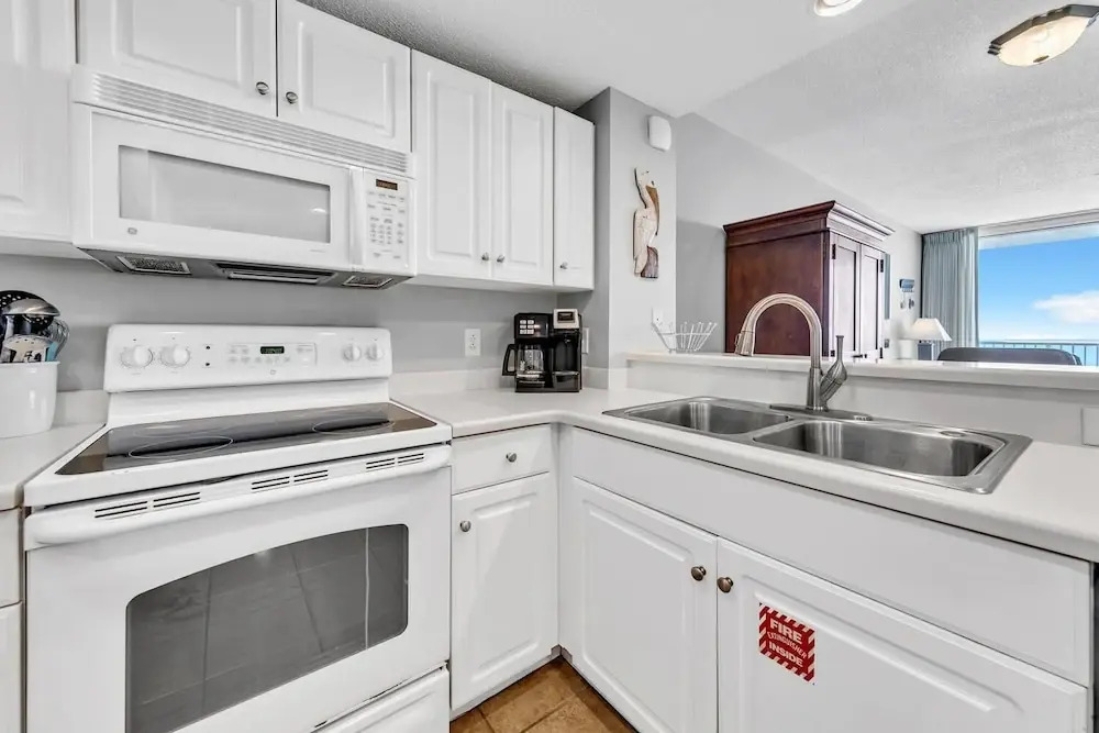 Majestic Beach Towers #2 1203 - photo 19