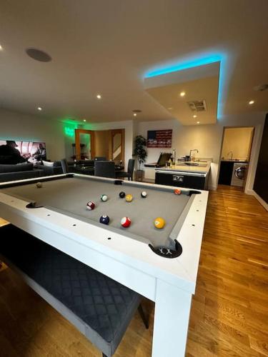 Stunning & Fun 4 bed home in the heart of Brighton — 4-Star Luxury Hotel in Brighton, United Kingdom