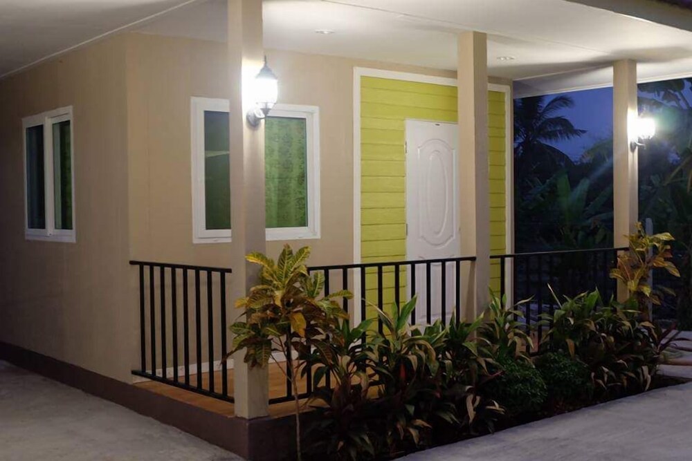 Deva Garden Resort - carbon neutral hotel in Prachin Buri
