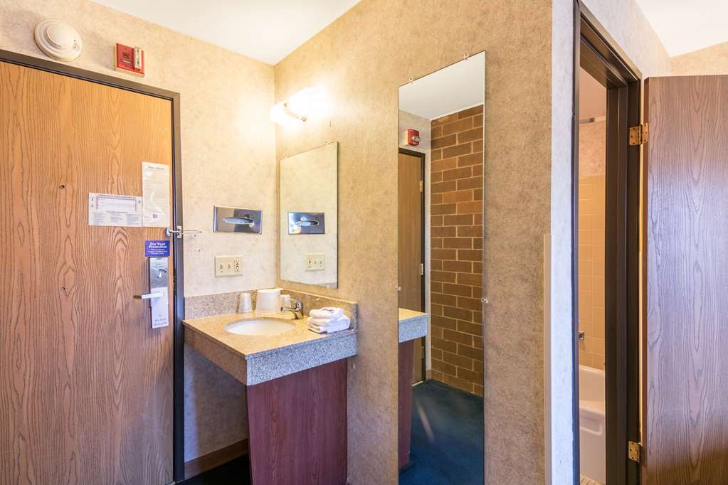 Motel 6 Eau Claire WI - photo 25