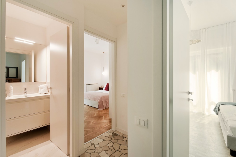 Heritage — 4-Star Luxury Hotel in Como, Italy