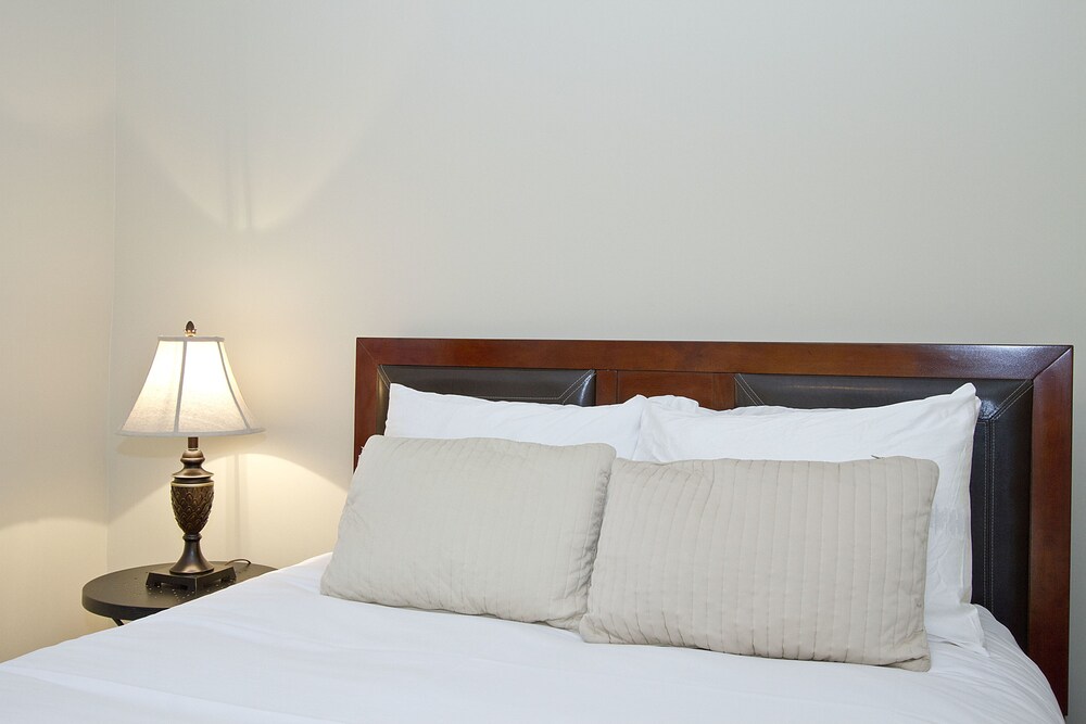 Lovely 3BR in Lake View by Sonder - photo 6