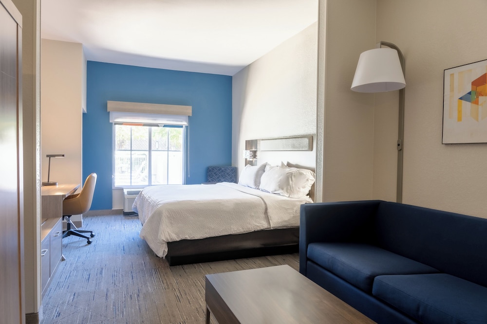Holiday Inn Express & Suites Vicksburg by IHG - photo 11