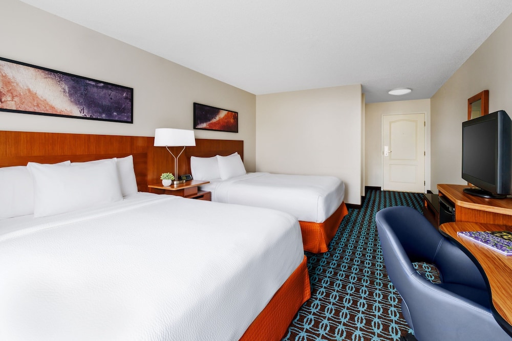 Fairfield Inn & Suites Houston The Woodlands - photo 9