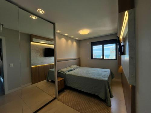 Cobertura duplex alto padrão 200m da praia