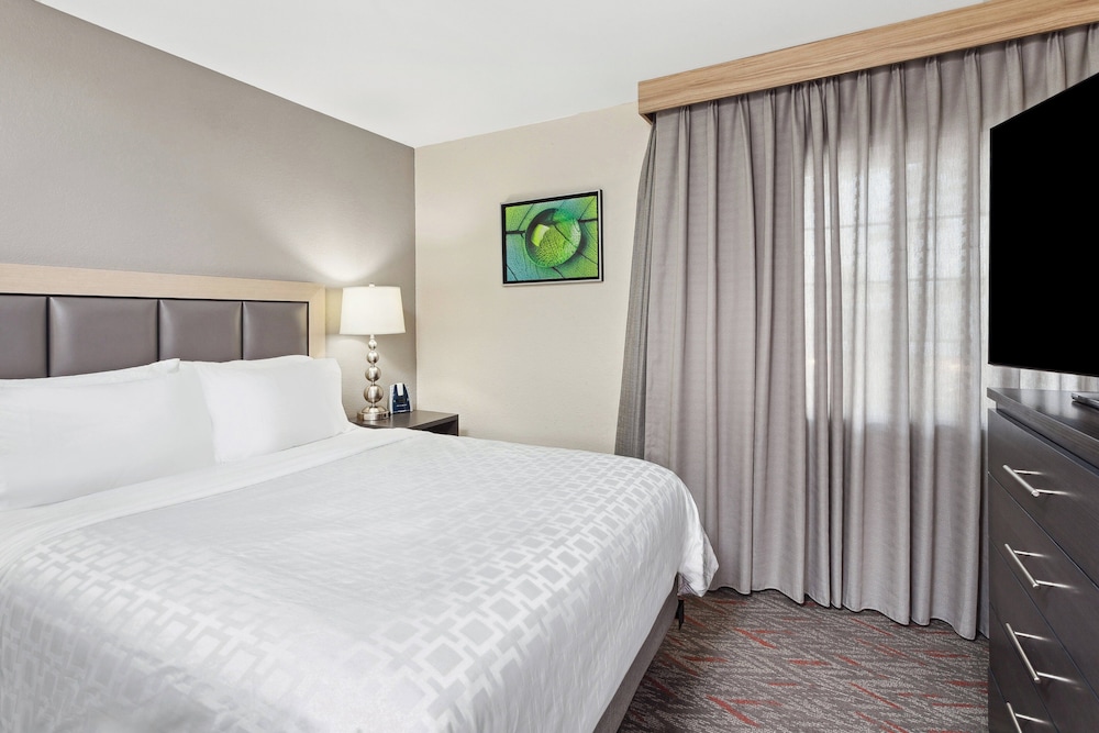 Candlewood Suites Appleton by IHG - photo 6