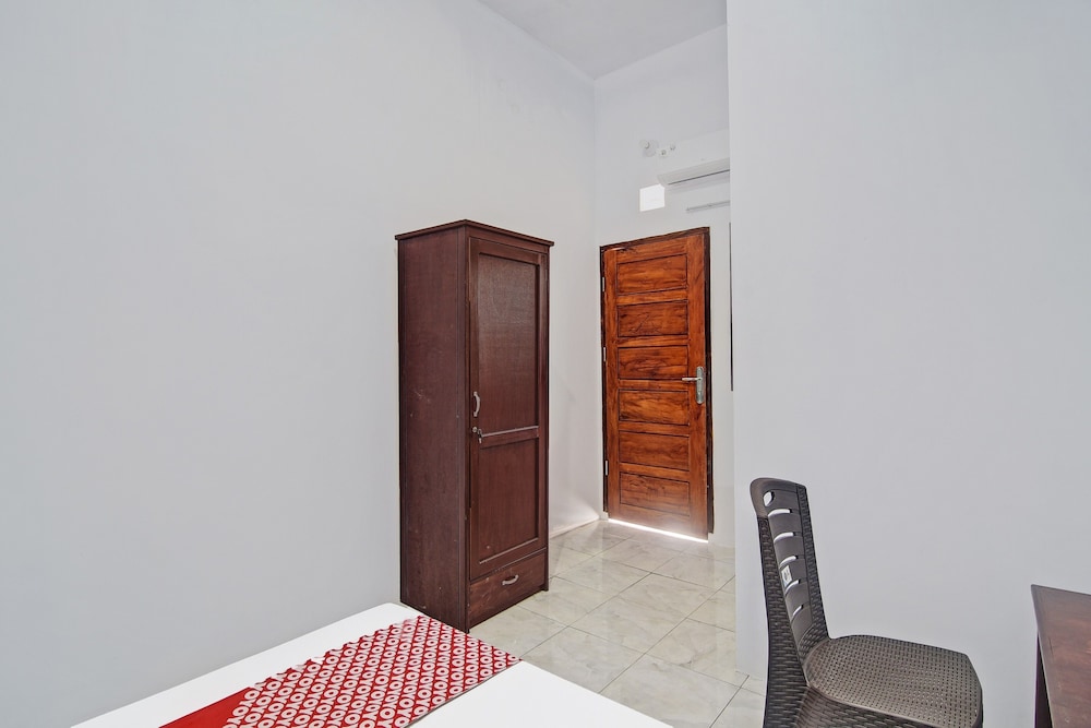 Spot On Cvictory Inn - last minute hotel in Manado