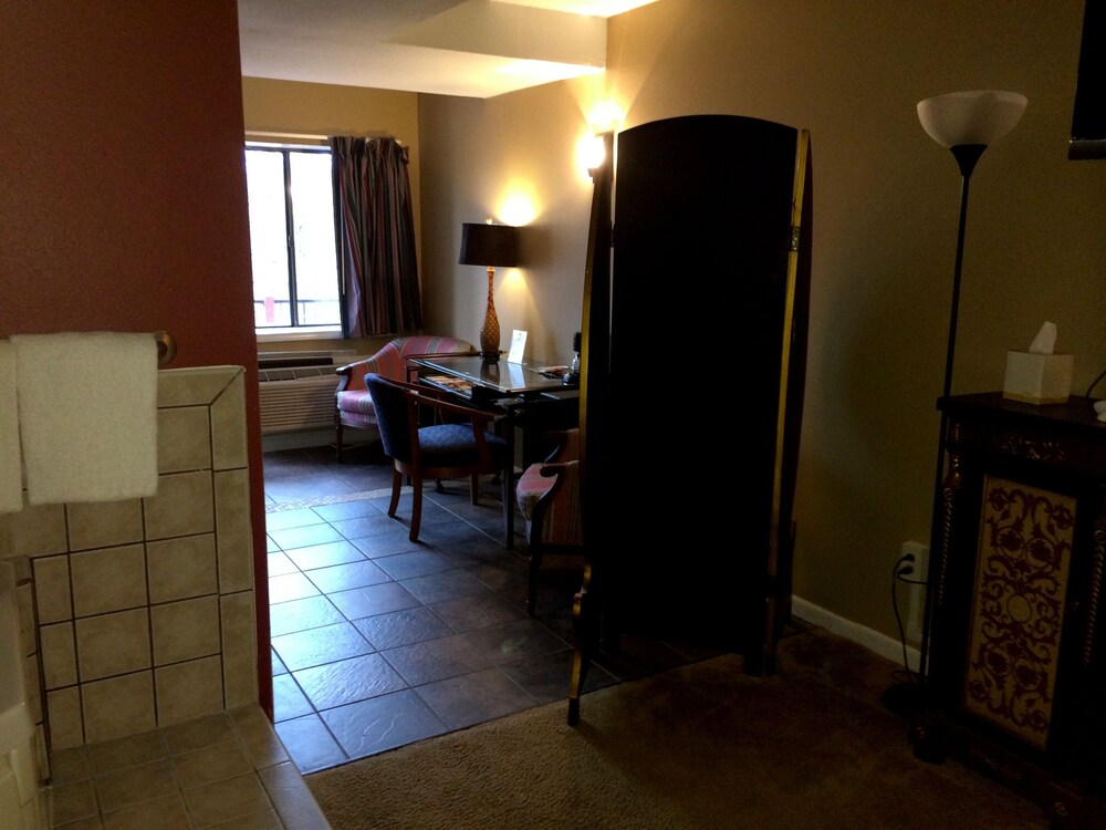 Brydan Suites - photo 59