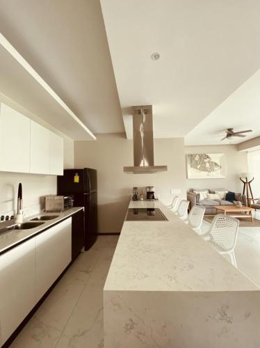Chic 3BR Home in Luxury Condominium by the sea — 4-Star Luxury Hotel in Nuevo Vallarta, Mexico