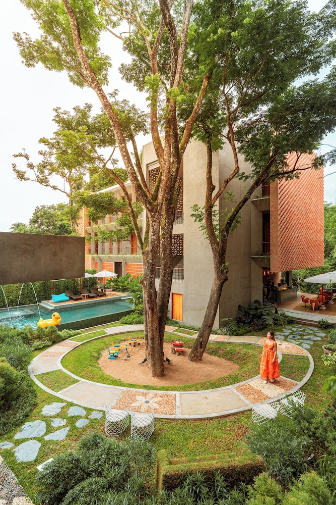 Proud Phu Fah Muang Chiang Mai — 4-Star Luxury Hotel in Chiang Mai, Thailand